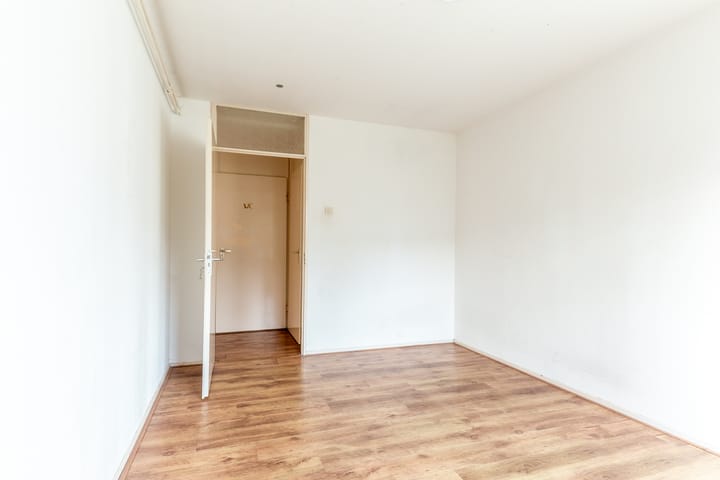 Photo 11 of Vleutenstraat 37