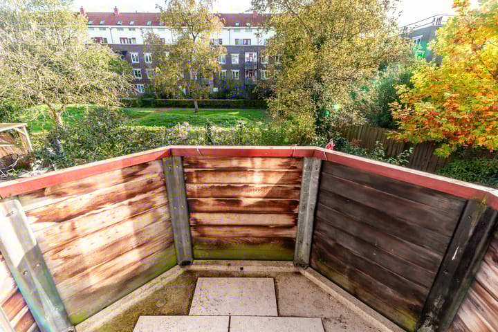 Photo 20 of Vleutenstraat 37