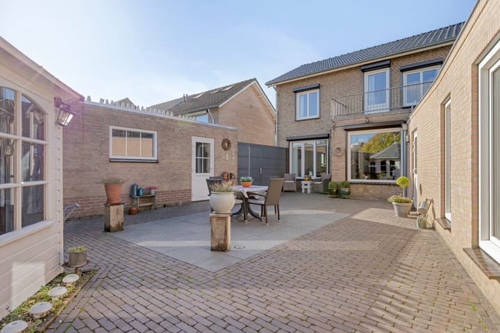 Photo 26 of Lindestraat 18