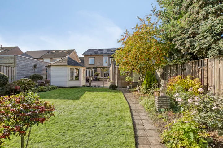 Photo 1 of Lindestraat 18