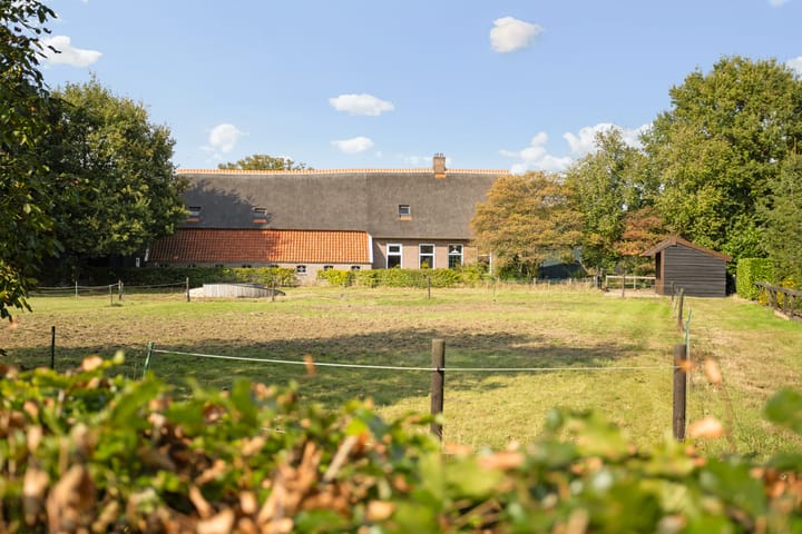 Photo 2 of Markeweg 15