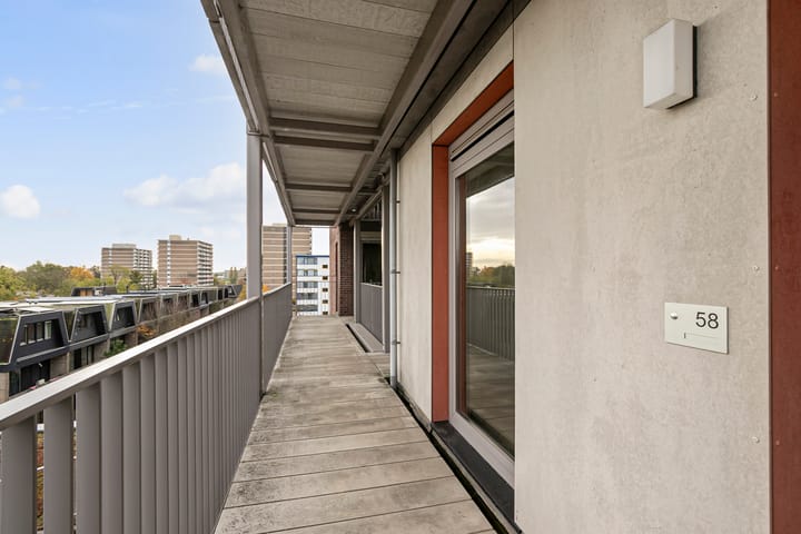 Foto 2 van Churchillplein 58