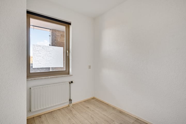 Photo 16 of Beatrixstraat 52