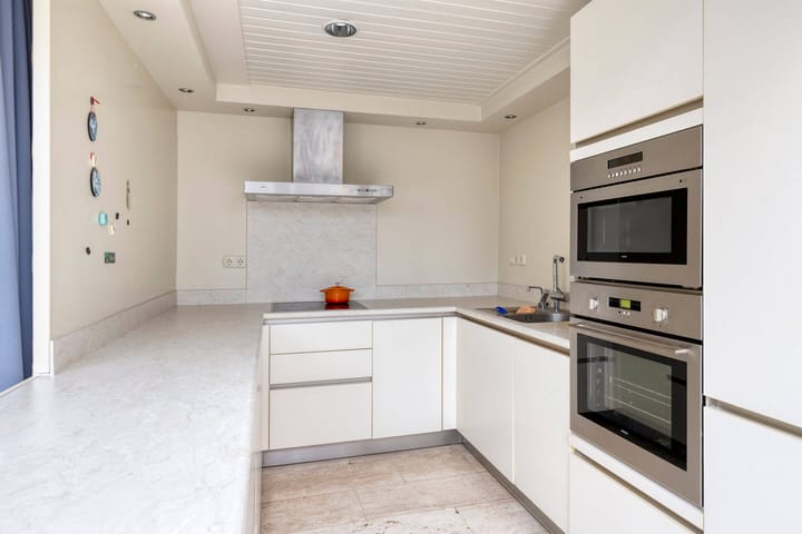 Photo 12 of Rosweydelaan 128