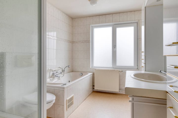 Photo 23 of Rosweydelaan 128