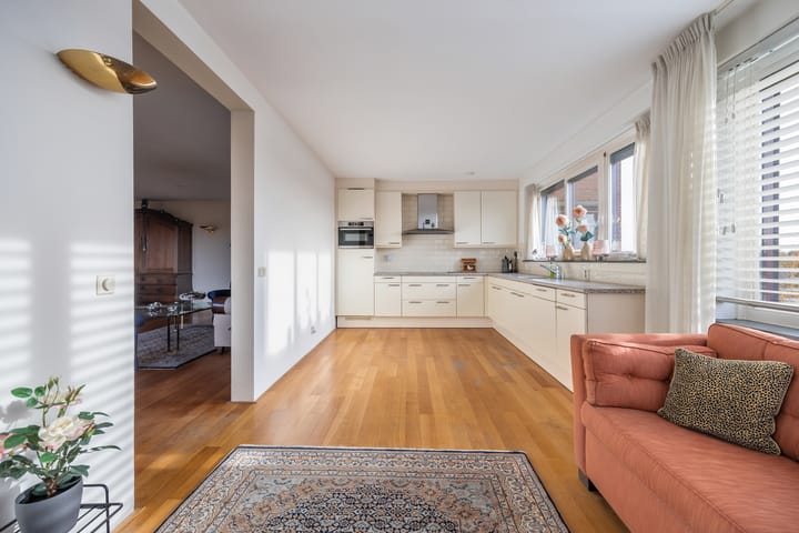 Photo 31 of Beatrixstraat 45