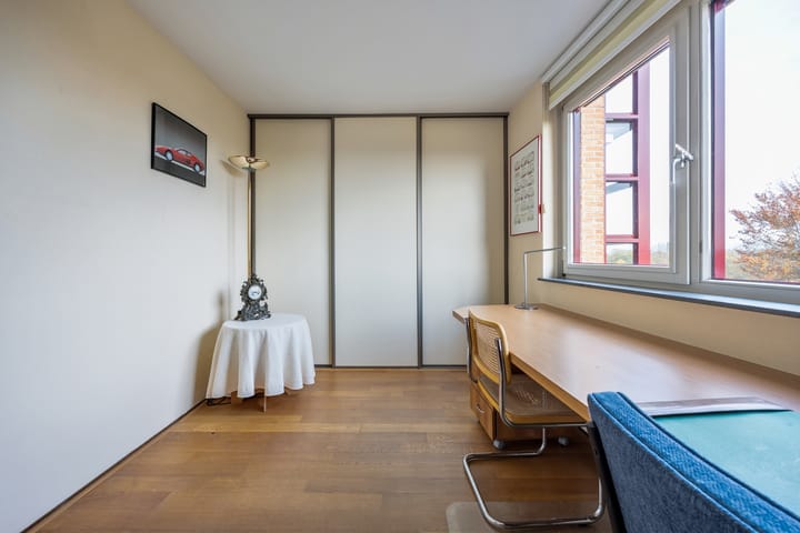 Photo 47 of Beatrixstraat 45