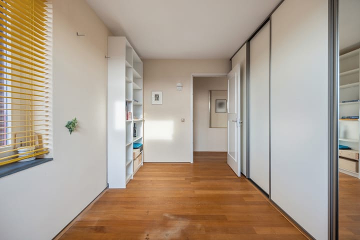 Photo 56 of Beatrixstraat 45