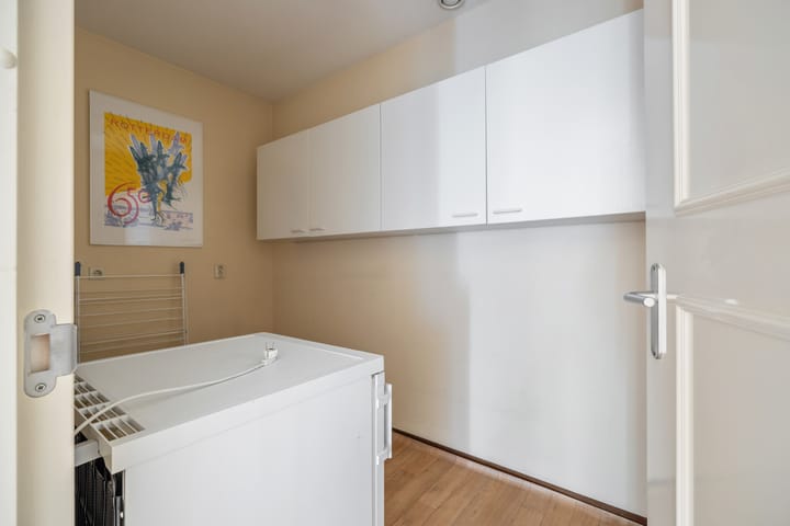 Photo 59 of Beatrixstraat 45