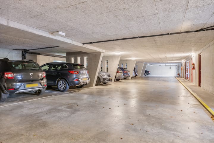 Photo 74 of Beatrixstraat 45