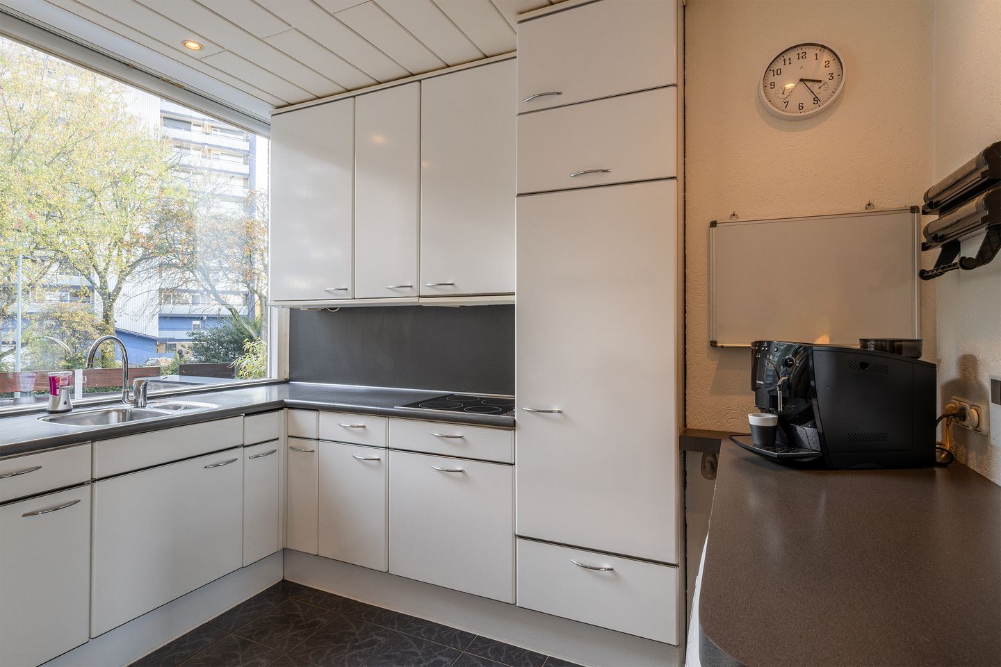 Foto 29 van Johan Willem Frisolaan 24