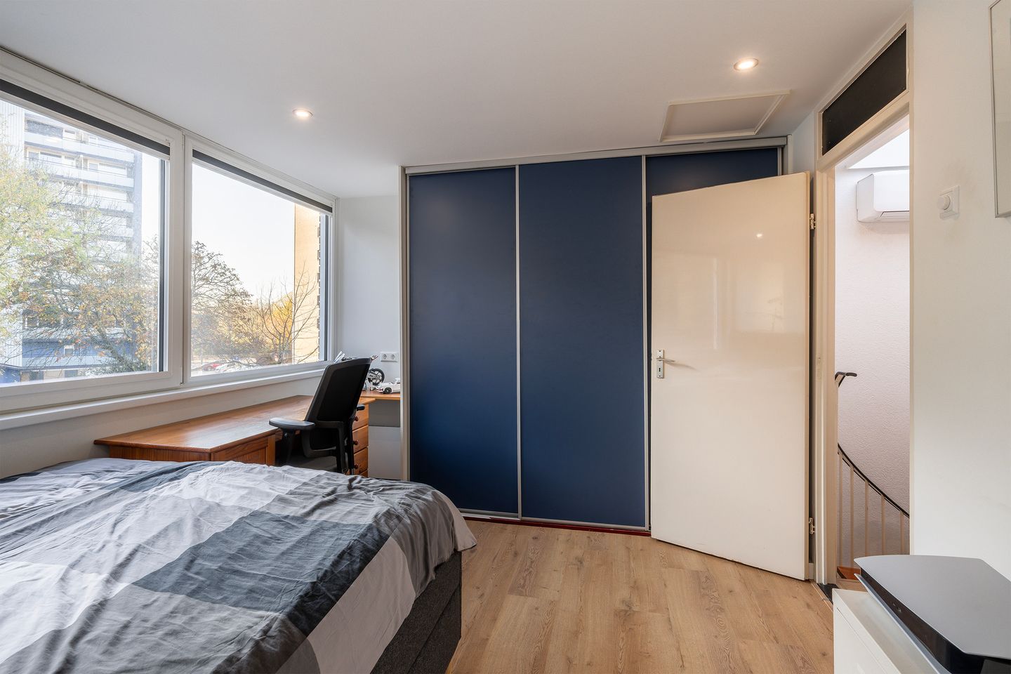 Foto 35 van Johan Willem Frisolaan 24