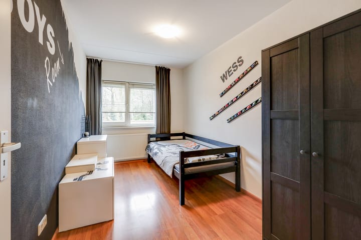 Photo 21 of Klaproosstraat 4