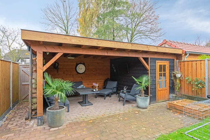 Photo 34 of Klaproosstraat 4