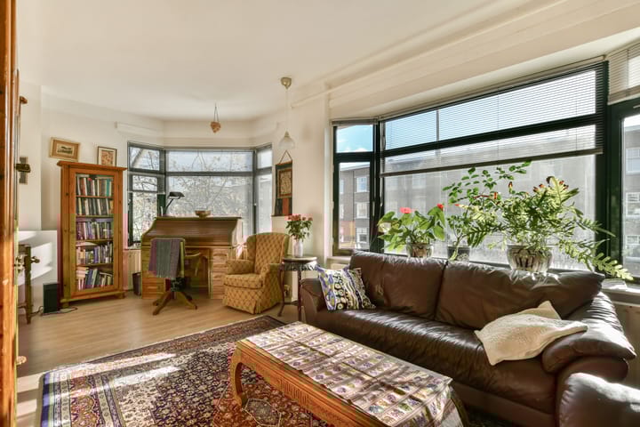 Photo 7 of Vondelstraat 117