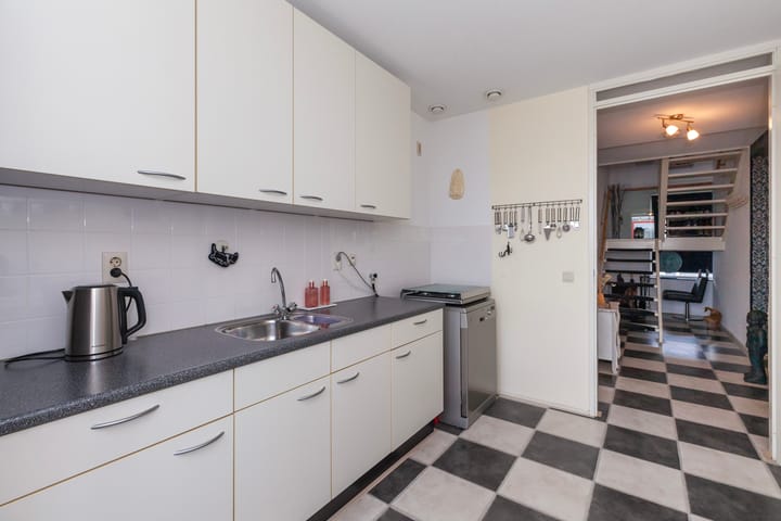 Photo 14 of Melissantstraat 171