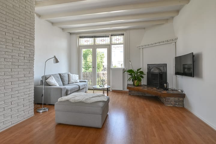 Photo 3 of Mr. Gerlingsstraat 6-RD