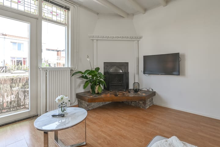 Photo 4 of Mr. Gerlingsstraat 6-RD