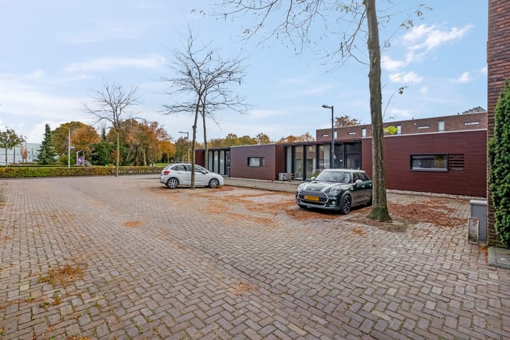 Photo 19 of Trompstraat 75