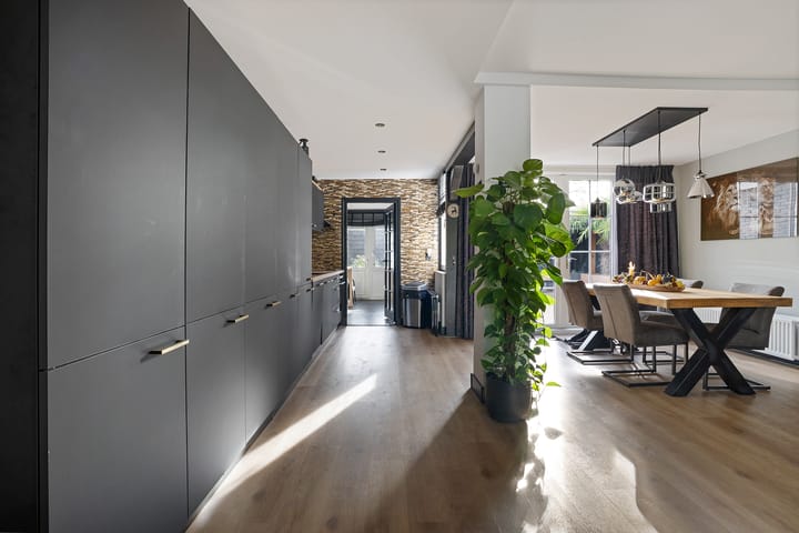 Photo 20 of Dibbitsstraat 19