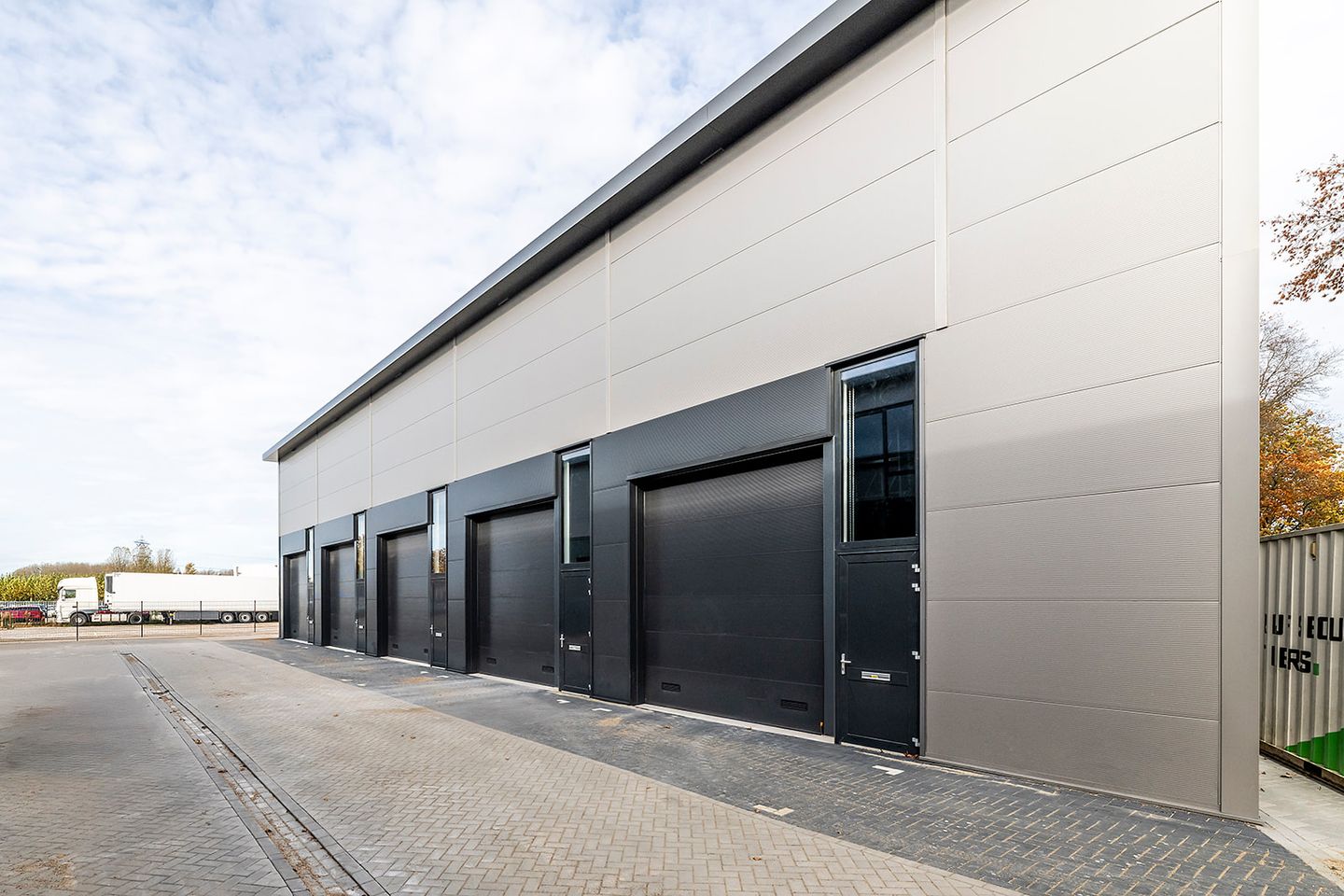 Bekijk foto 1 van Vaartveld 7-t