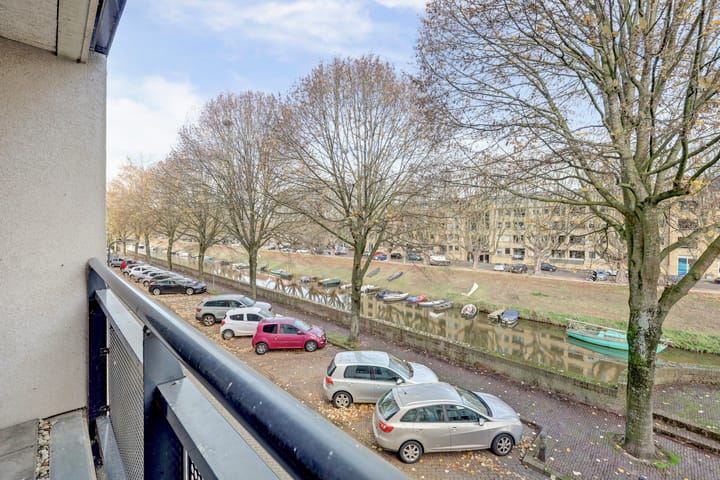 Foto 7 van van Berckelstraat 50