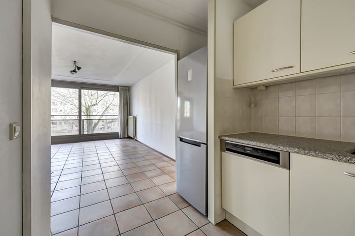 Foto 16 van van Berckelstraat 50