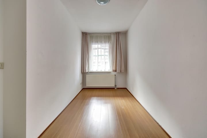 Foto 21 van van Berckelstraat 50