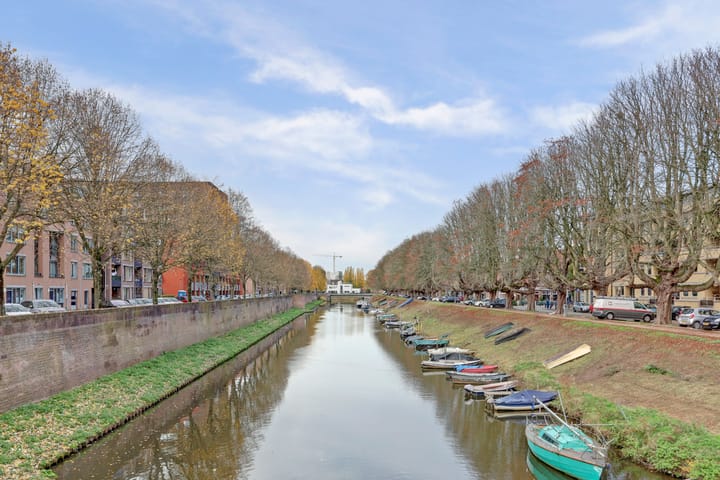 Foto 35 van van Berckelstraat 50