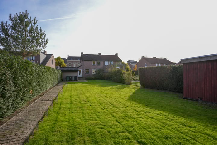 Photo 2 of Wezelderweg 17