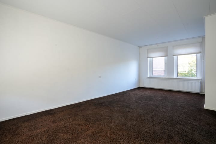 Photo 3 of Wezelderweg 17