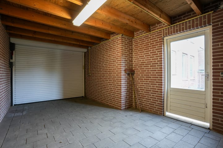 Photo 13 of Wezelderweg 17