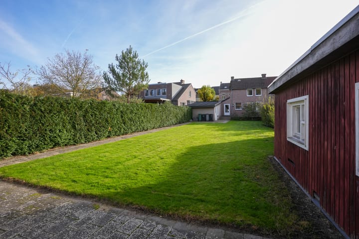 Photo 22 of Wezelderweg 17