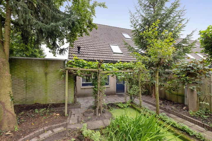 Photo 22 of Salamanderstraat 10