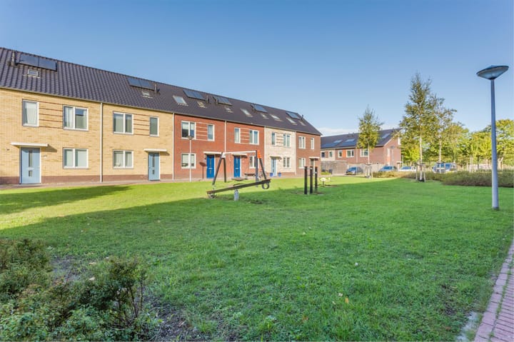 Photo 38 of De Veste 13 14