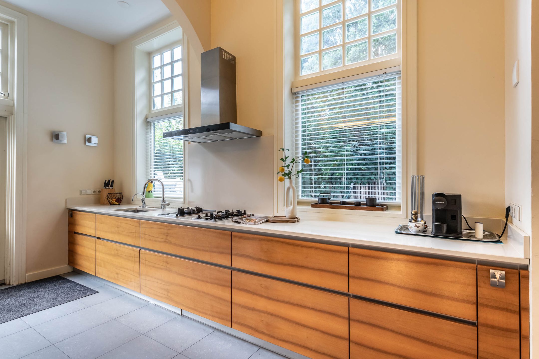 Photo 12 of Johan Verhulstweg 69