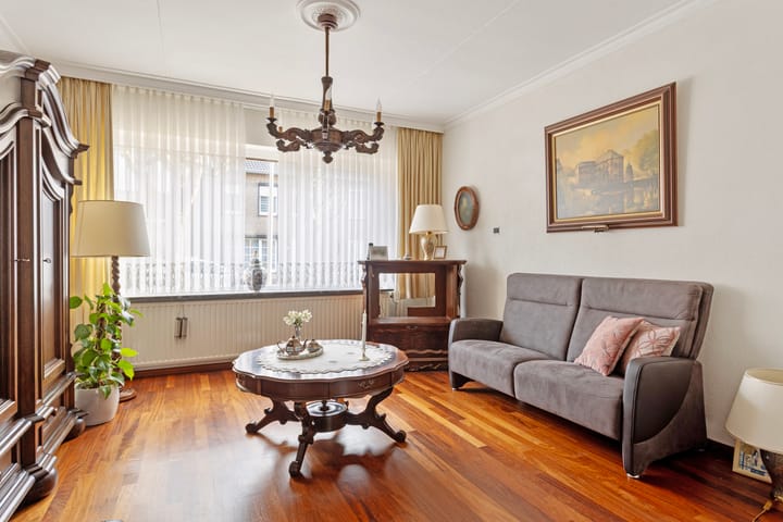 Photo 9 of Romeinenstraat 13