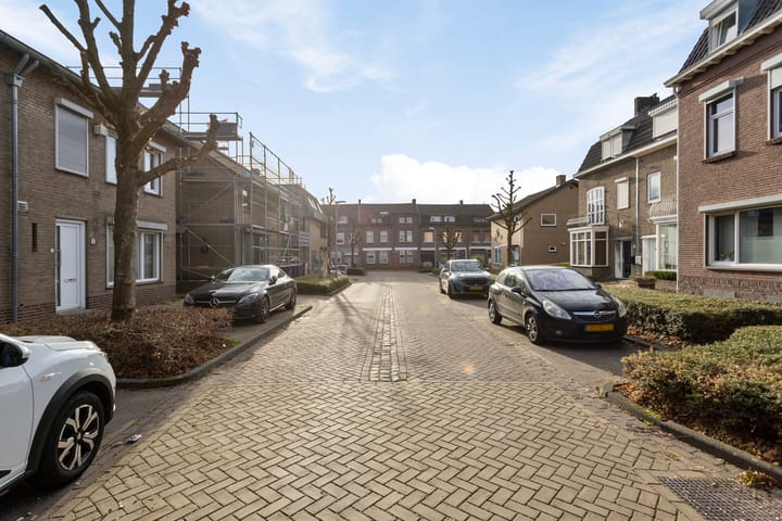 Photo 53 of Romeinenstraat 13