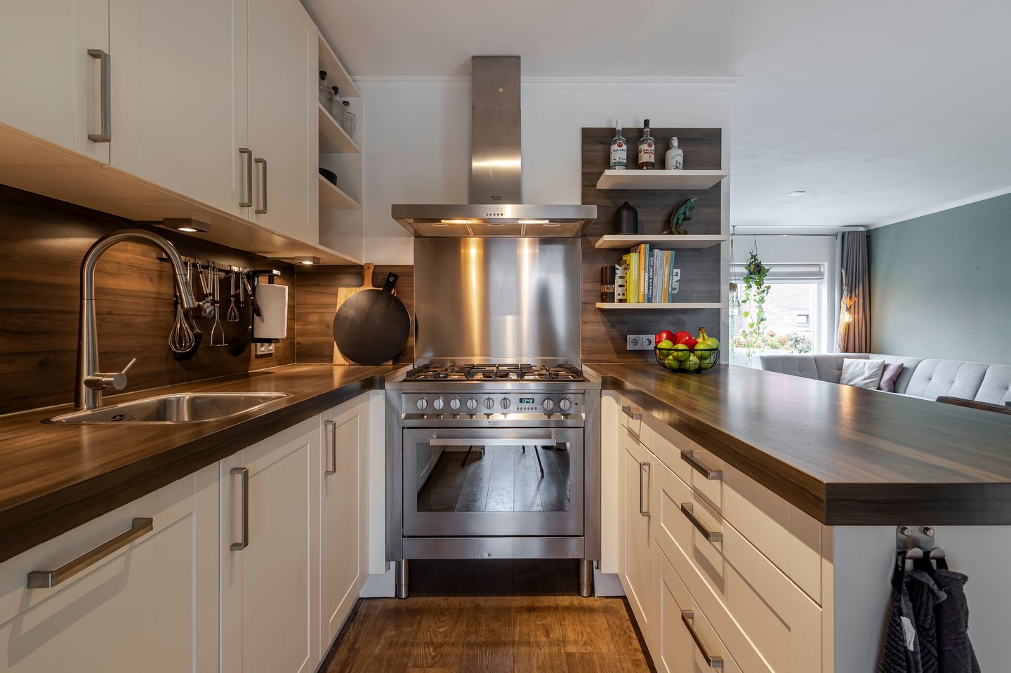 Foto 20 van Juliana van Stolberglaan 49