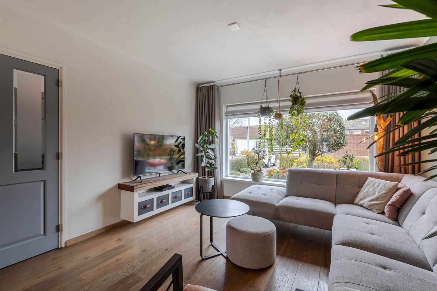 Foto 14 van Juliana van Stolberglaan 49