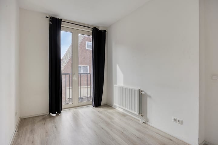 Photo 19 of Schoolstraat 2