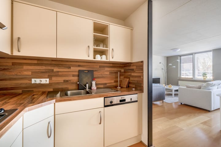 Photo 10 of Lohofstraat 8