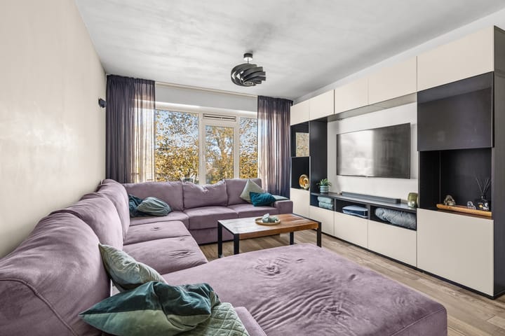 Photo 12 of Televisiebaan 96