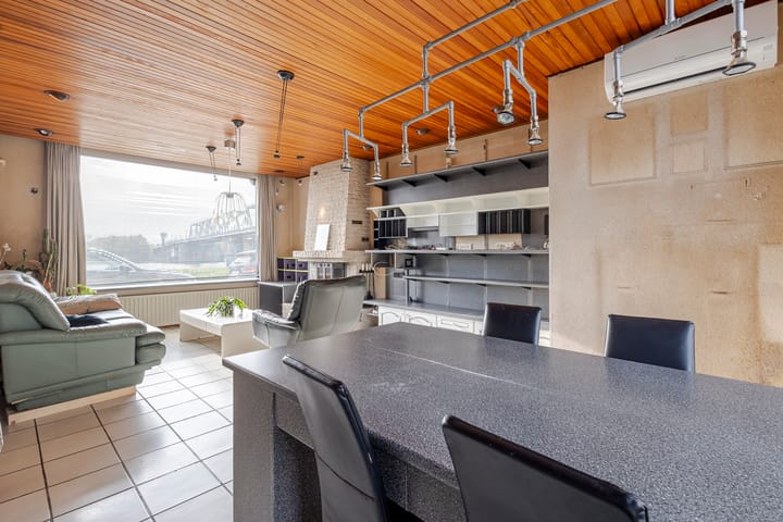 Foto 7 van Baanhoek 345