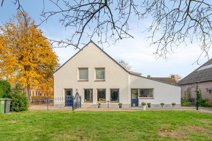 Photo 5 of Dorpsstraat 2