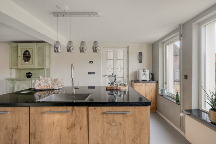 Photo 19 of Dorpsstraat 2