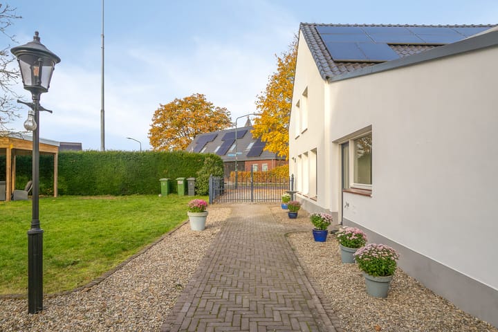 Photo 42 of Dorpsstraat 2