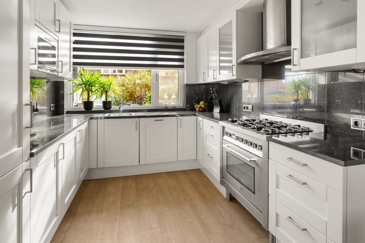 Foto 10 van Leeghwaterstraat 25