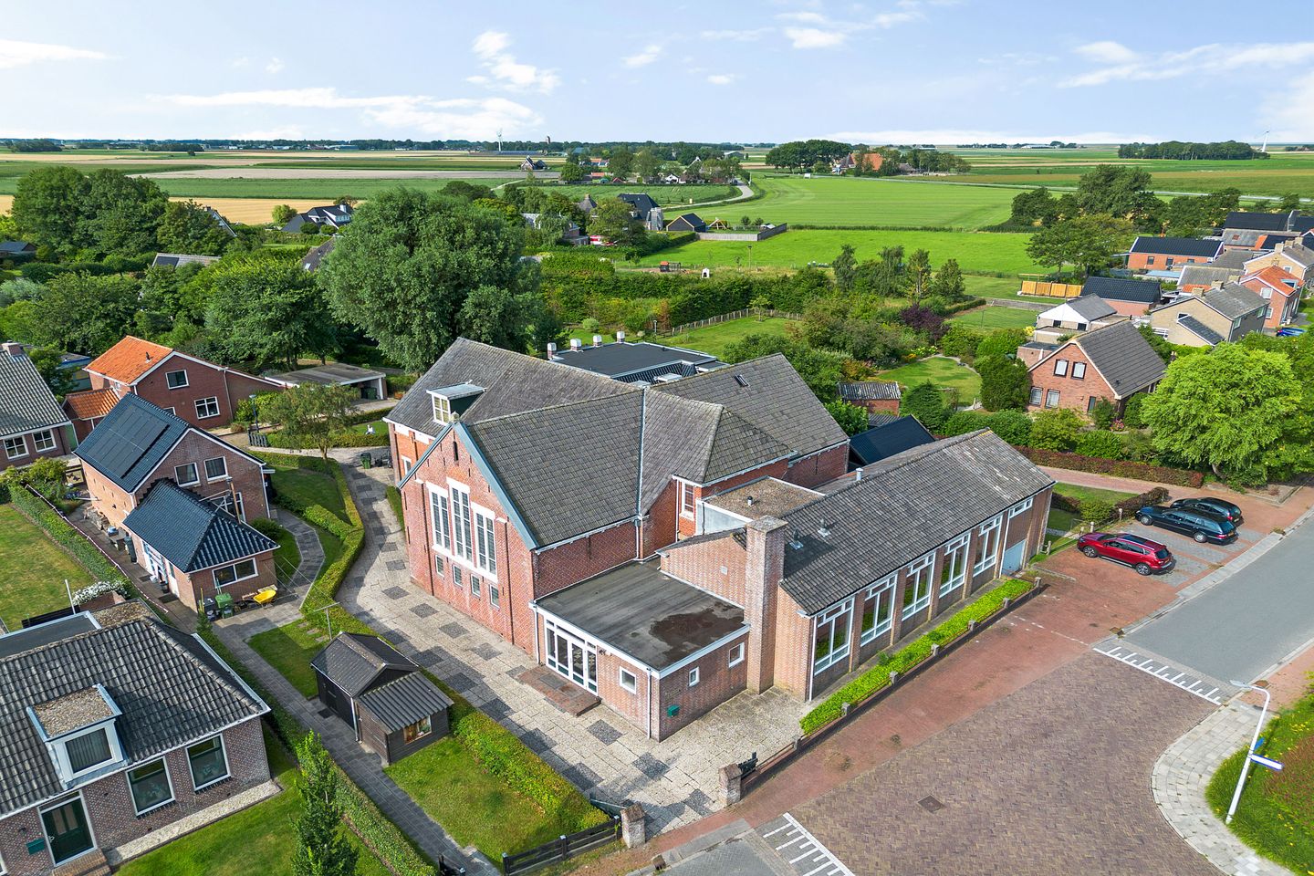 Bekijk foto 1 van Unemastraat 13