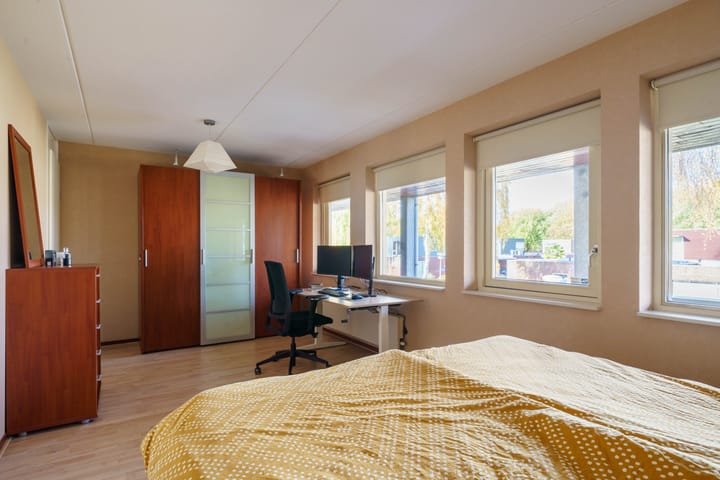 Foto 25 van Miróstraat 40